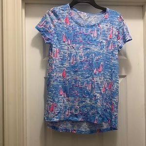Size small Lilly Pulitzer tee